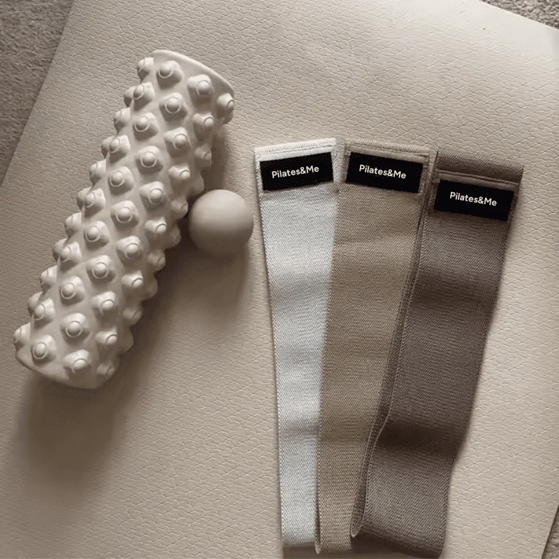 3x Bandes élastiques Pilates beige - Léger, Moyen, Fort – Image 3