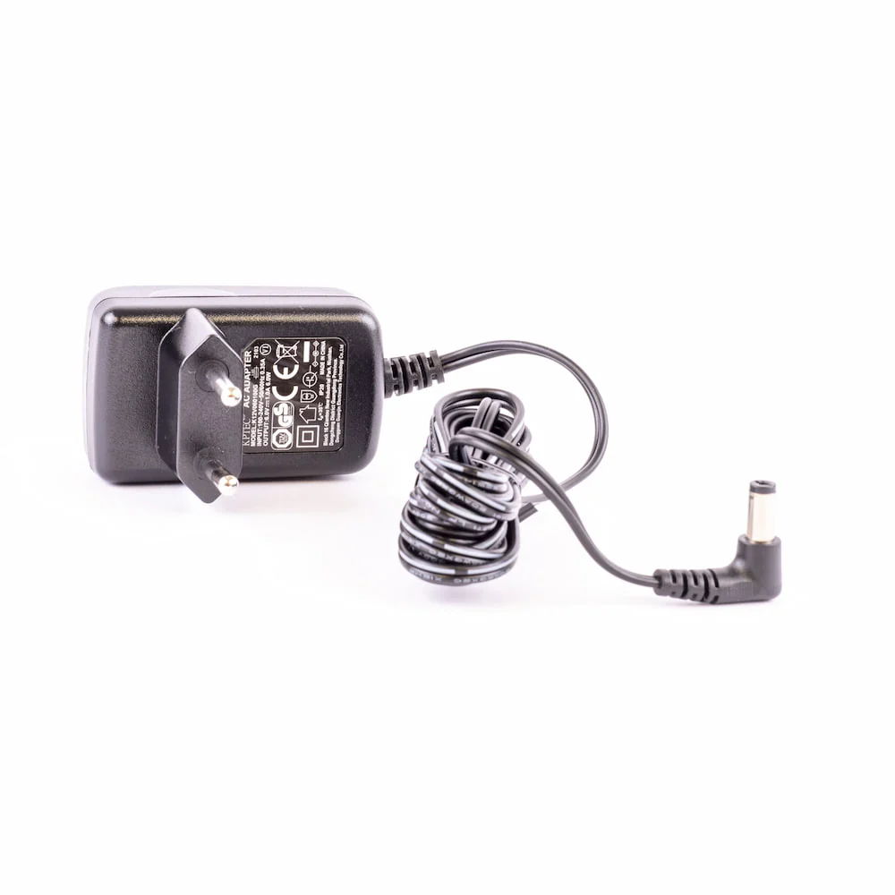 Adaptateur 6V 1000mA